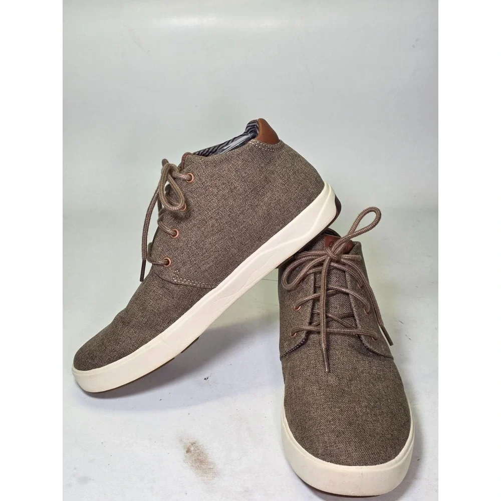 OluKai Nana Hele Wai'apo Men's Chukka Boots Size 9.5 Gray Brown Canvas Mid Shoes